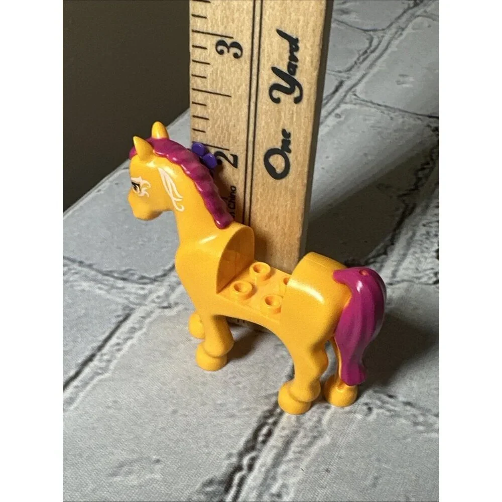 LEGO Animal Elves 93083c01pb14 Firebolt Horse Magenta Mane Tail Minifigure 41186